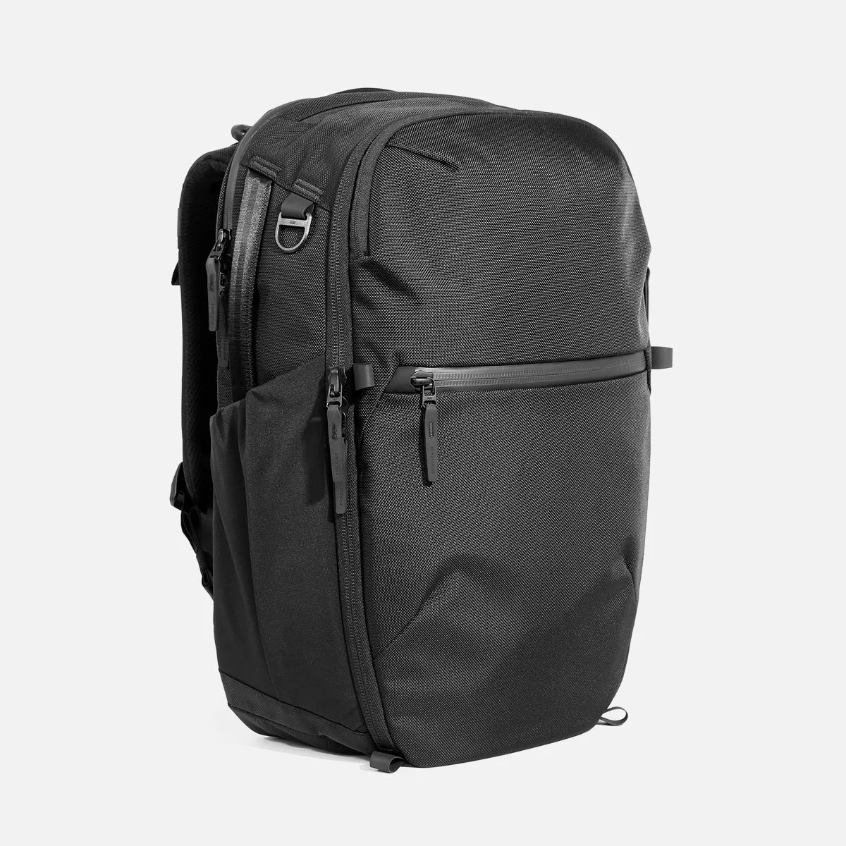 Aer Travel Pack 4 35L in black colorway
