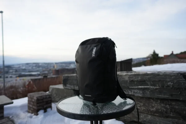 Thule Chasm 26L Review – This simple bag is my guilty pleasure